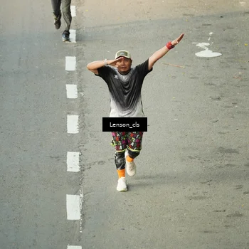 Runner Photo 7688575