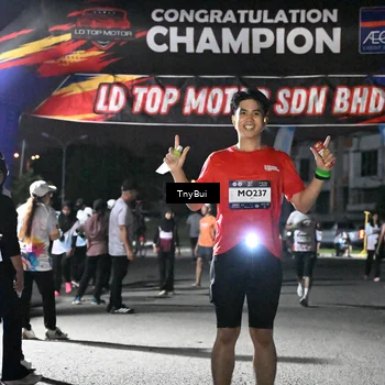 Runner Photo 7688579