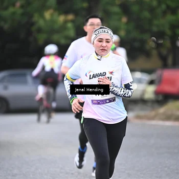 Runner Photo 7688580