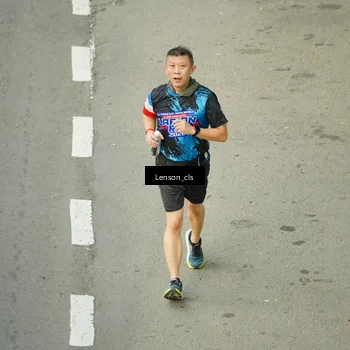 Runner Photo 7688593