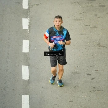 Runner Photo 7688612