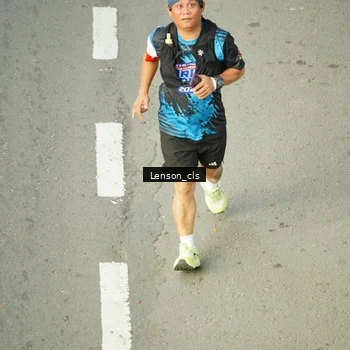 Runner Photo 7688623