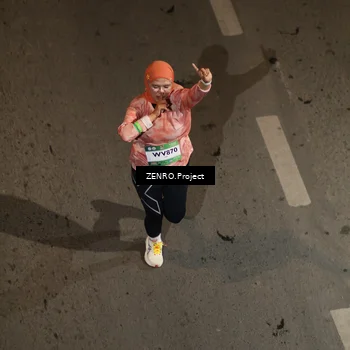 Runner Photo 7688624