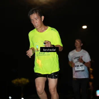 Runner Photo 7688657