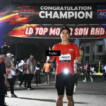 Runner Photo 7688662
