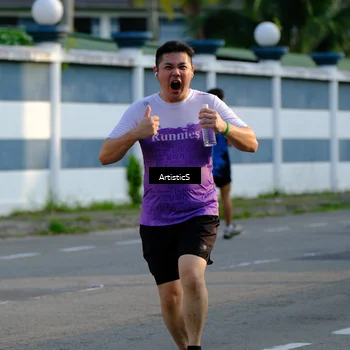 Runner Photo 7688684