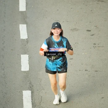 Runner Photo 7688690