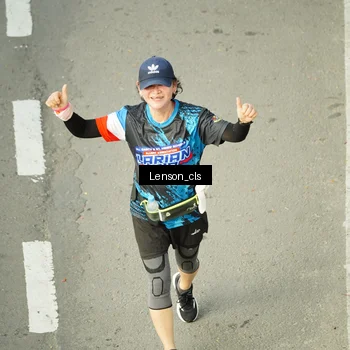 Runner Photo 7688696