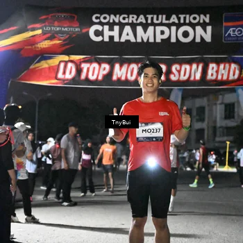 Runner Photo 7688697