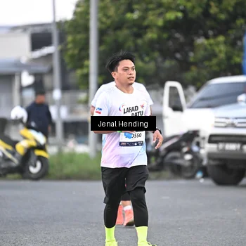 Runner Photo 7688702