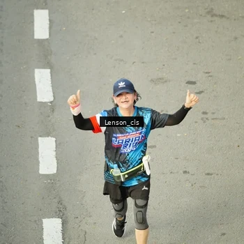 Runner Photo 7688707