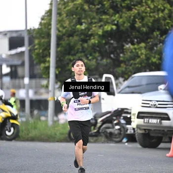 Runner Photo 7688716