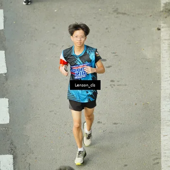 Runner Photo 7688717