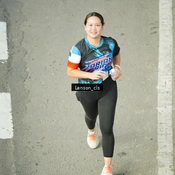 Runner Photo 7688732