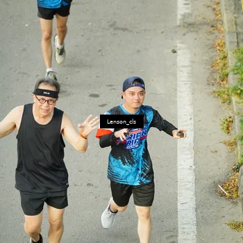 Runner Photo 7688737