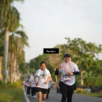 Runner Photo 7688741