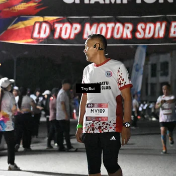 Runner Photo 7688750