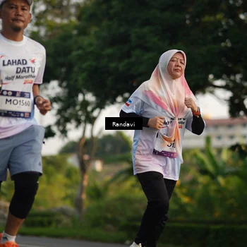 Runner Photo 7688755
