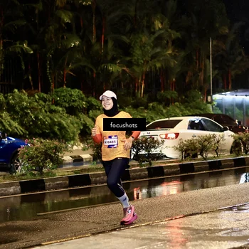 Runner Photo 7688759