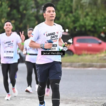 Runner Photo 7688815