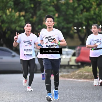 Runner Photo 7688821