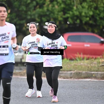 Runner Photo 7688834