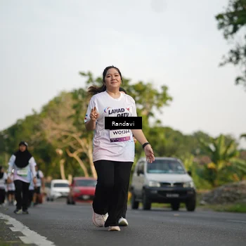 Runner Photo 7688846