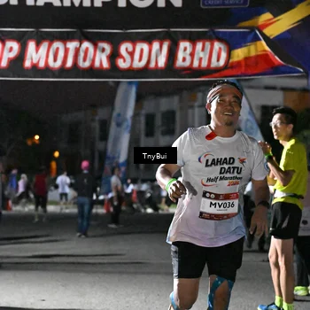 Runner Photo 7688854