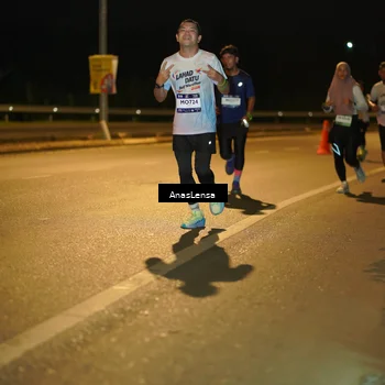 Runner Photo 7688857