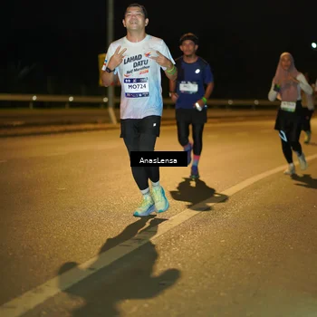 Runner Photo 7688861
