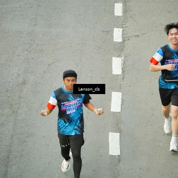 Runner Photo 7688865