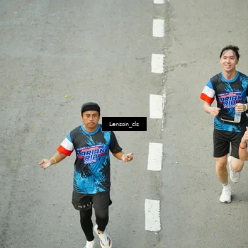 Runner Photo 7688869