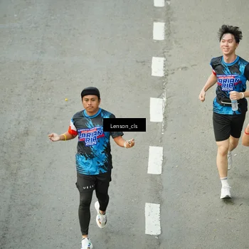 Runner Photo 7688871