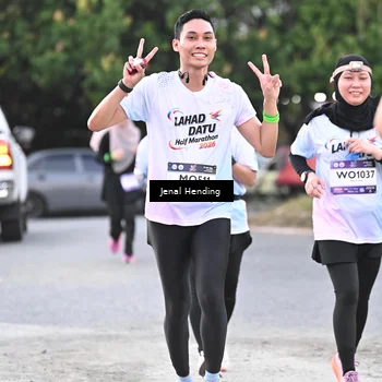 Runner Photo 7688877