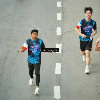Runner Photo 7688878