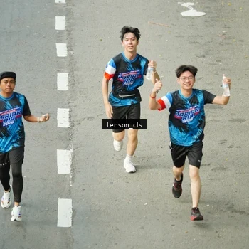 Runner Photo 7688883