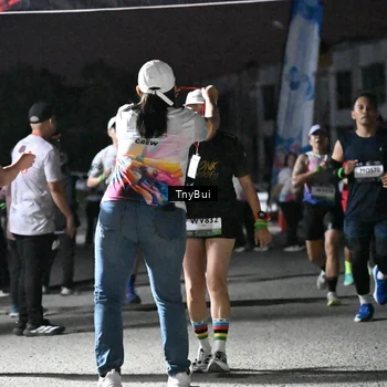 Runner Photo 7688969
