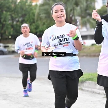 Runner Photo 7688987