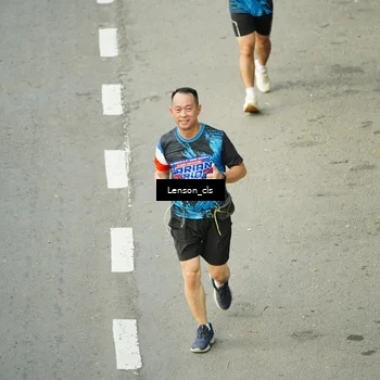 Runner Photo 7688998