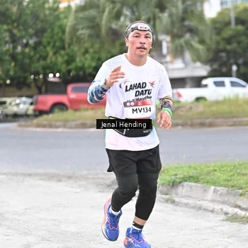 Runner Photo 7689027