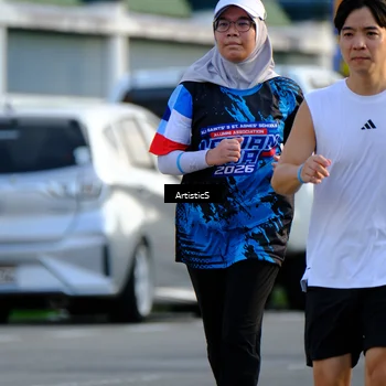 Runner Photo 7689036