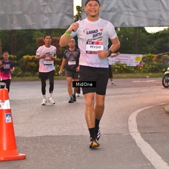 Runner Photo 7689037