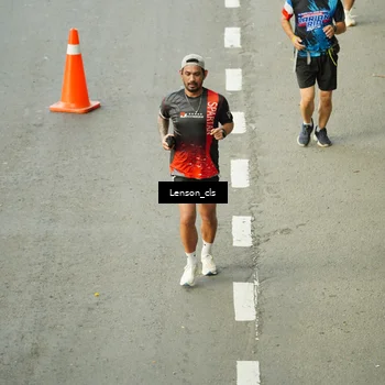 Runner Photo 7689045