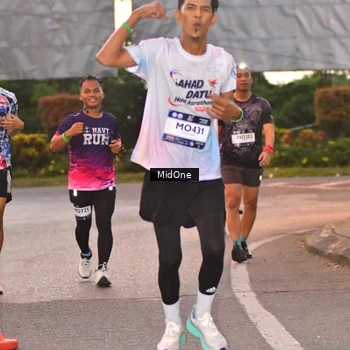 Runner Photo 7689047