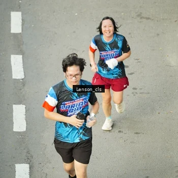 Runner Photo 7689050