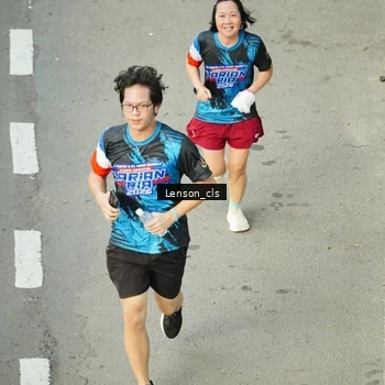 Runner Photo 7689052