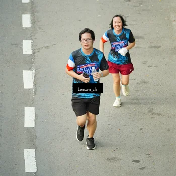 Runner Photo 7689060