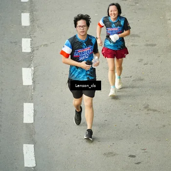 Runner Photo 7689062