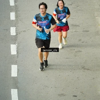 Runner Photo 7689068