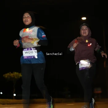 Runner Photo 7689072